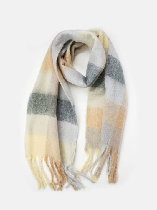 Lola Fluffy Scarf
