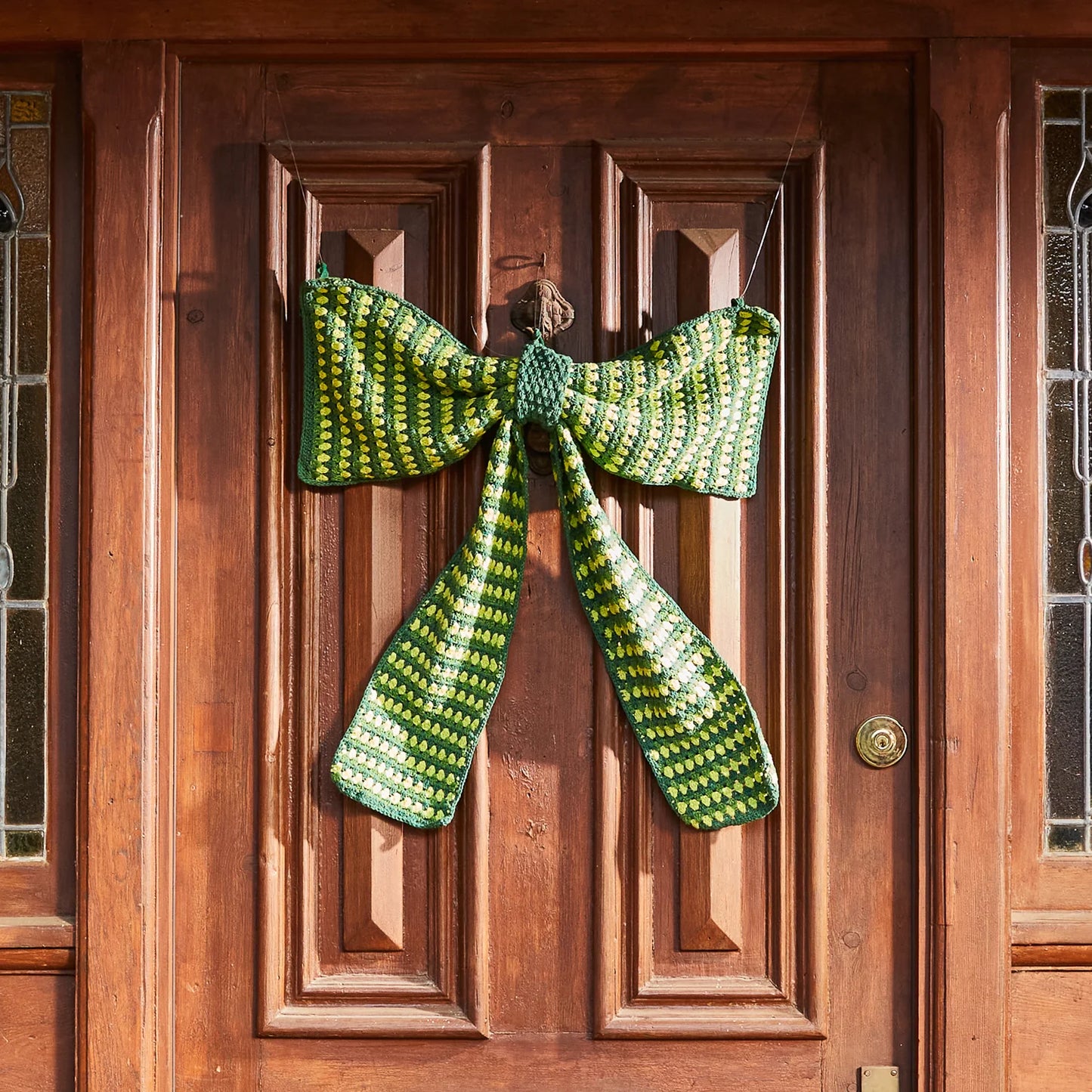 Milania Giant Bow
