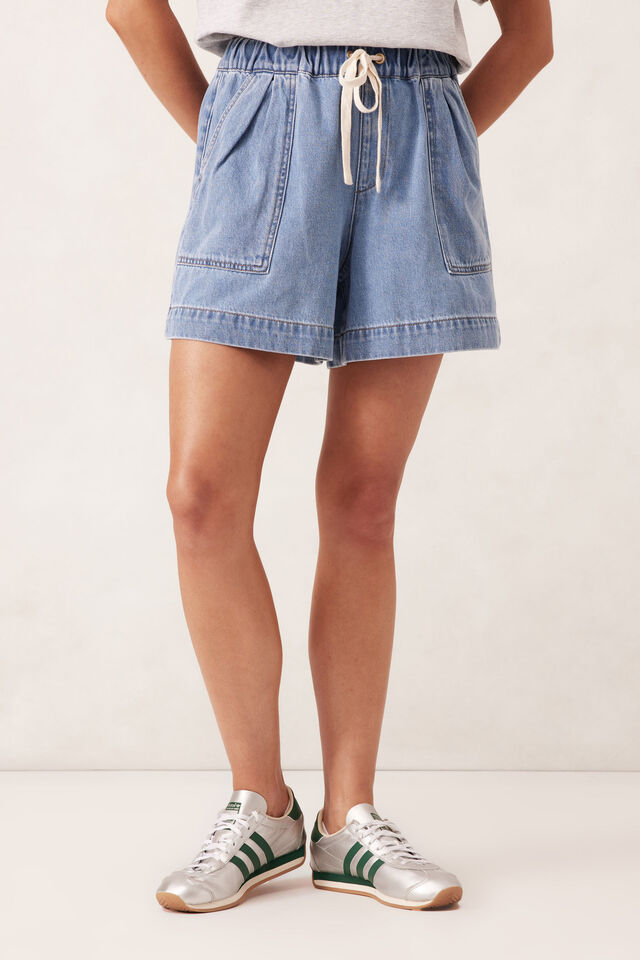 Darcy Relaxed Everyday Short | Mid Blue Wash