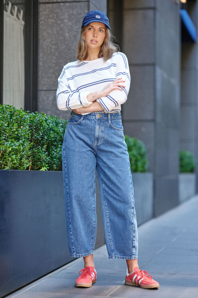 Maggie Tapered Barrel Jean | Fresh Indigo