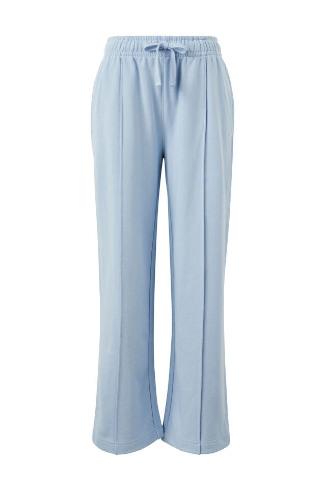 Gracie Relaxed Pin Tuck Trackpant | Chalk Blue
