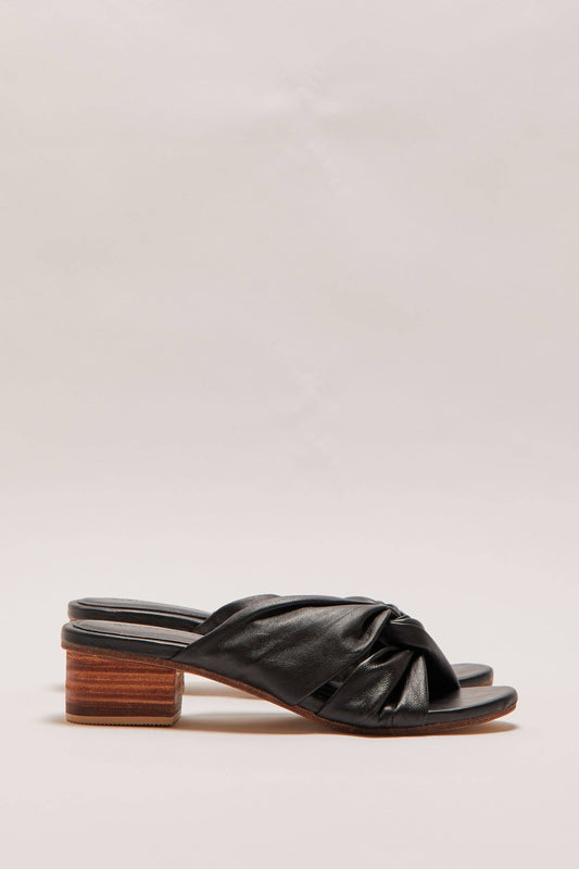 Heidi Heel | Black