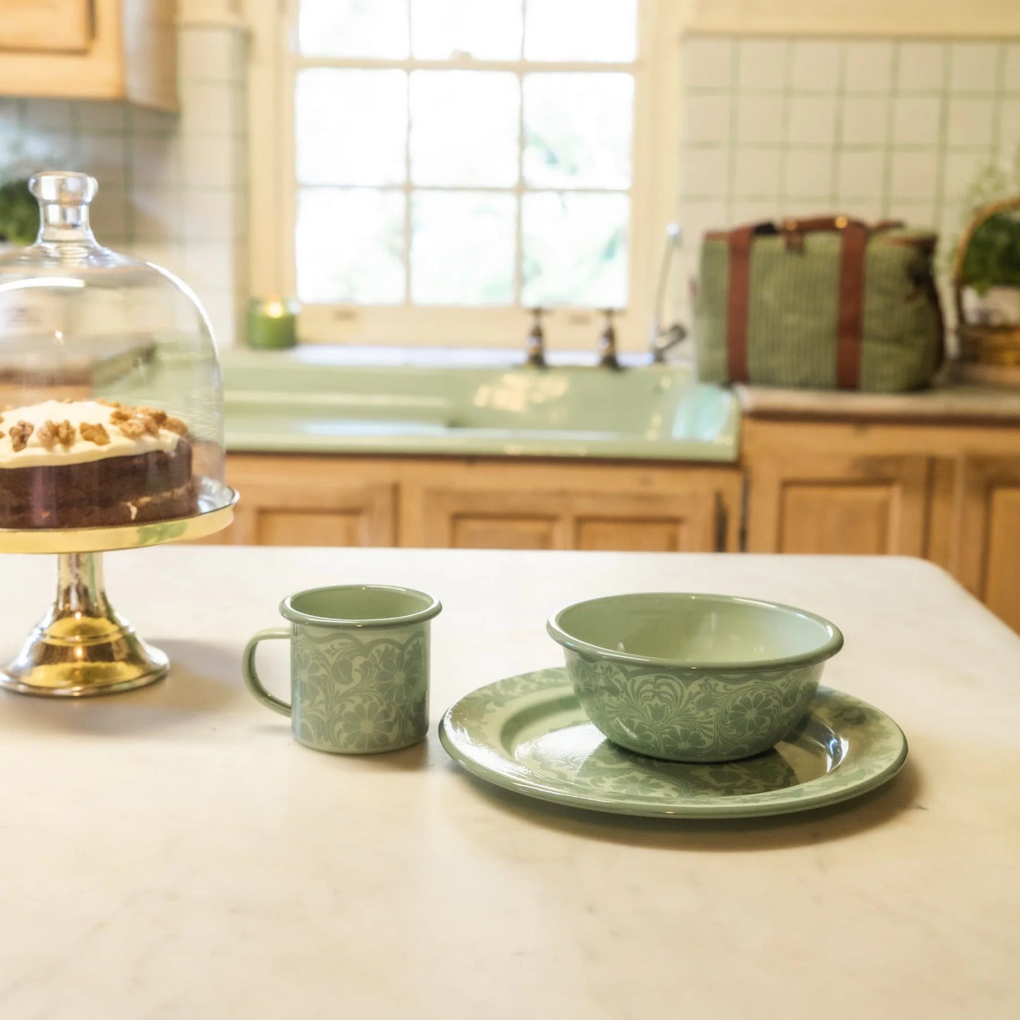 Wandering Folk Camp Enamel | Full set