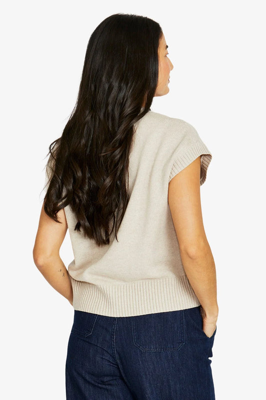 Seam V-Neck Vest | Barley