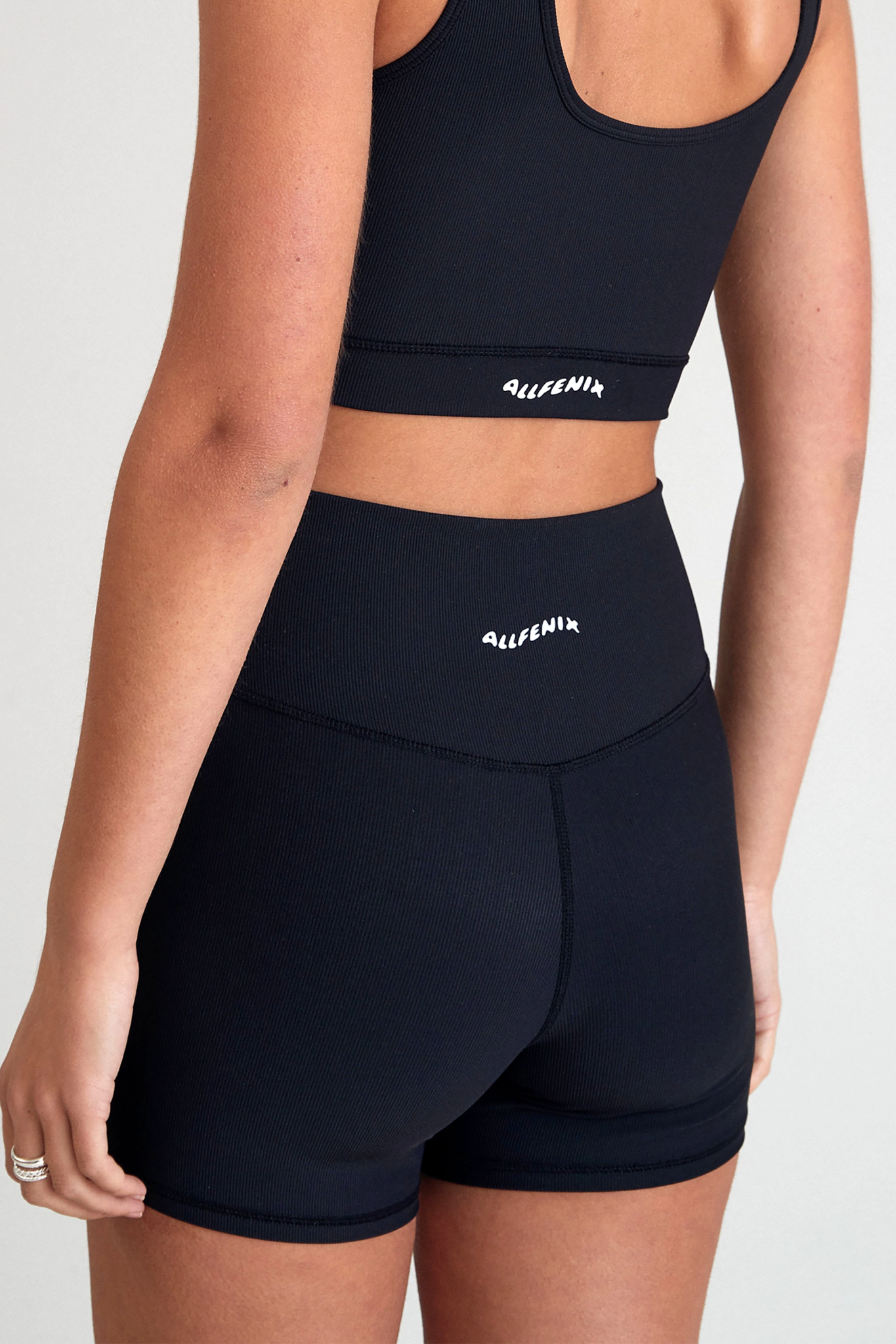 Eco Rib V-Waist 5" Bike Shorts | Black