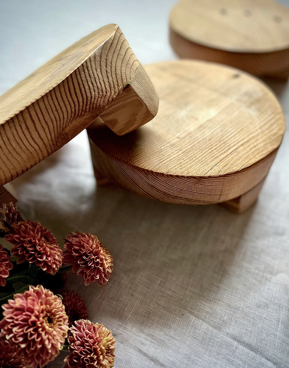 IvyAlice Vintage | Round Risers