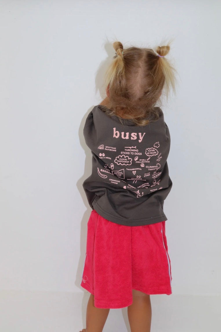 Busy Tee | Charcoal Pink