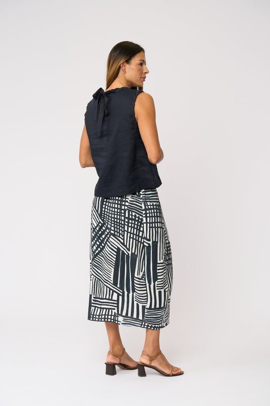 Speaks Volumes Skirt | Outline