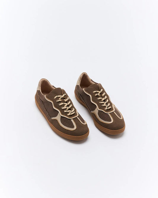 Fallon Sneaker | Chocolate Raffia