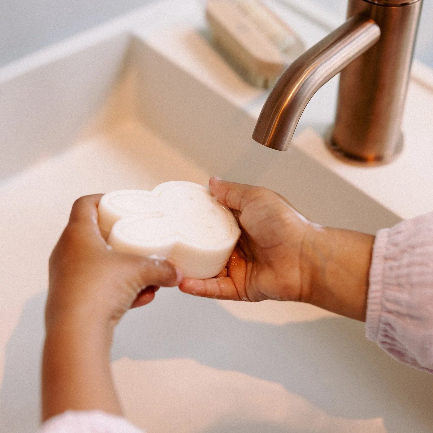 Miffy POWDER All in One Sustainable Soap | Red Perry Parfum