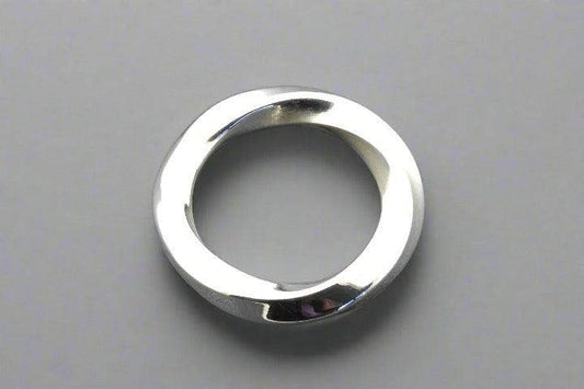 Clean Twist Band | Sterling Silver