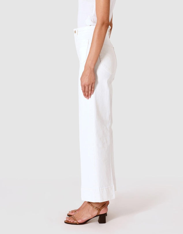 Sailor | White