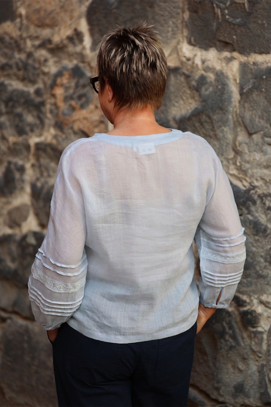 Detailed Account Top | Pale Blue