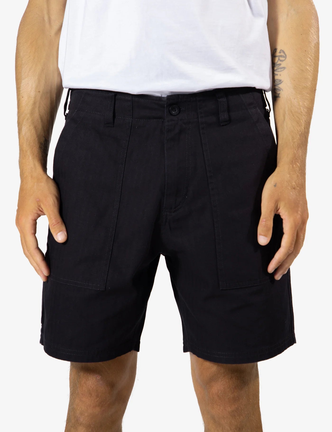 Carpenter Walk Short | Black