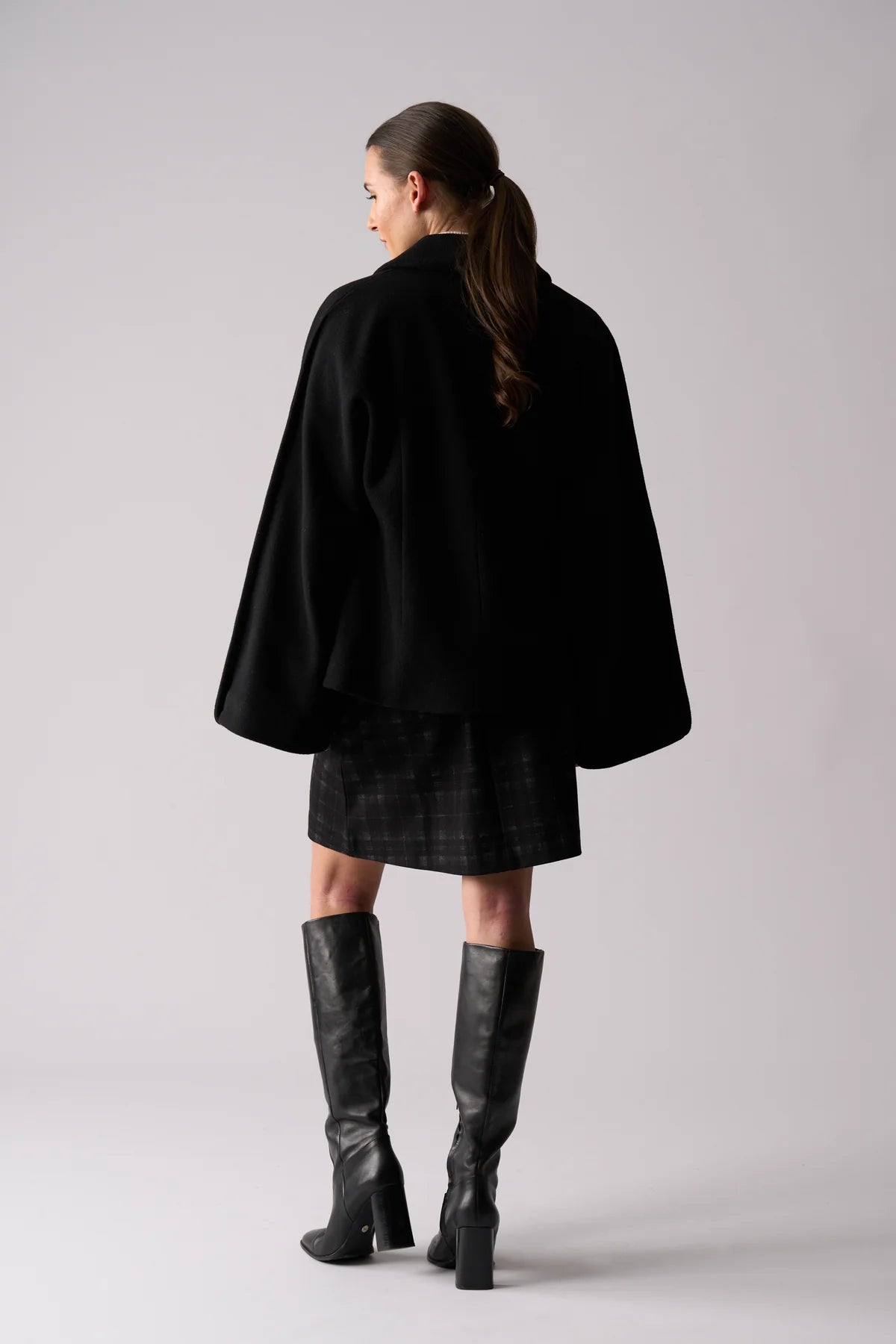 Break Through Coat | Black