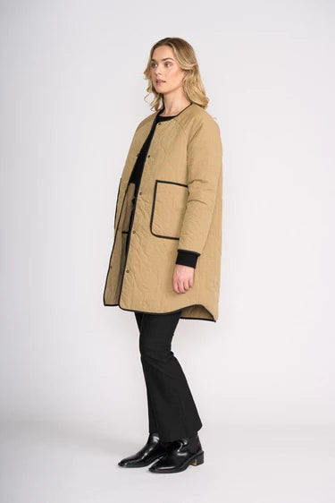 Hidden Talent Reversible Coat | Black + Tan