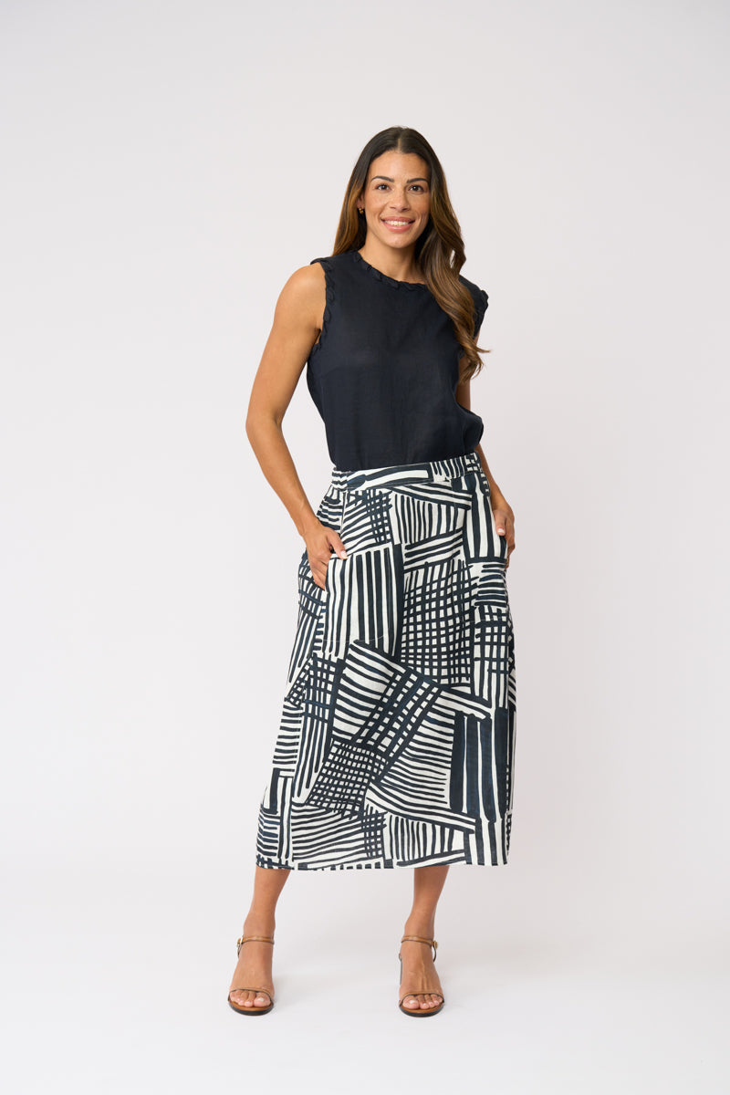 Speaks Volumes Skirt | Outline