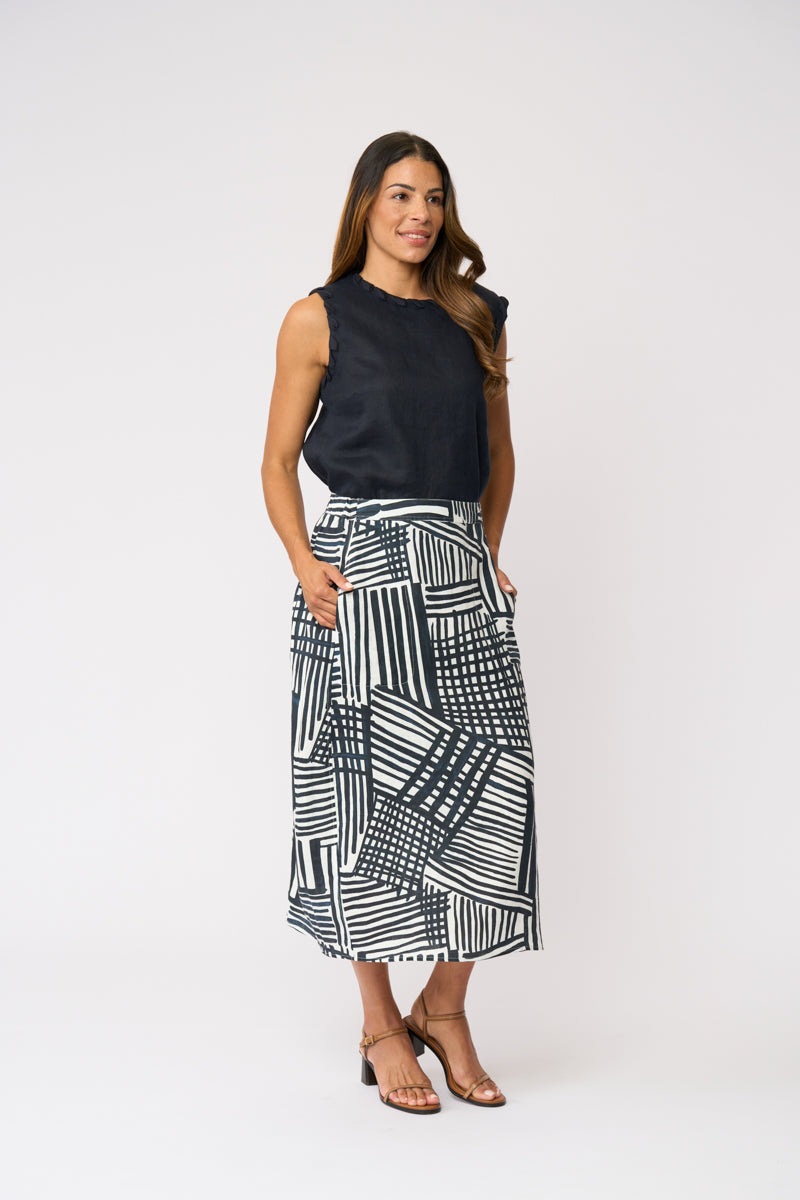 Speaks Volumes Skirt | Outline