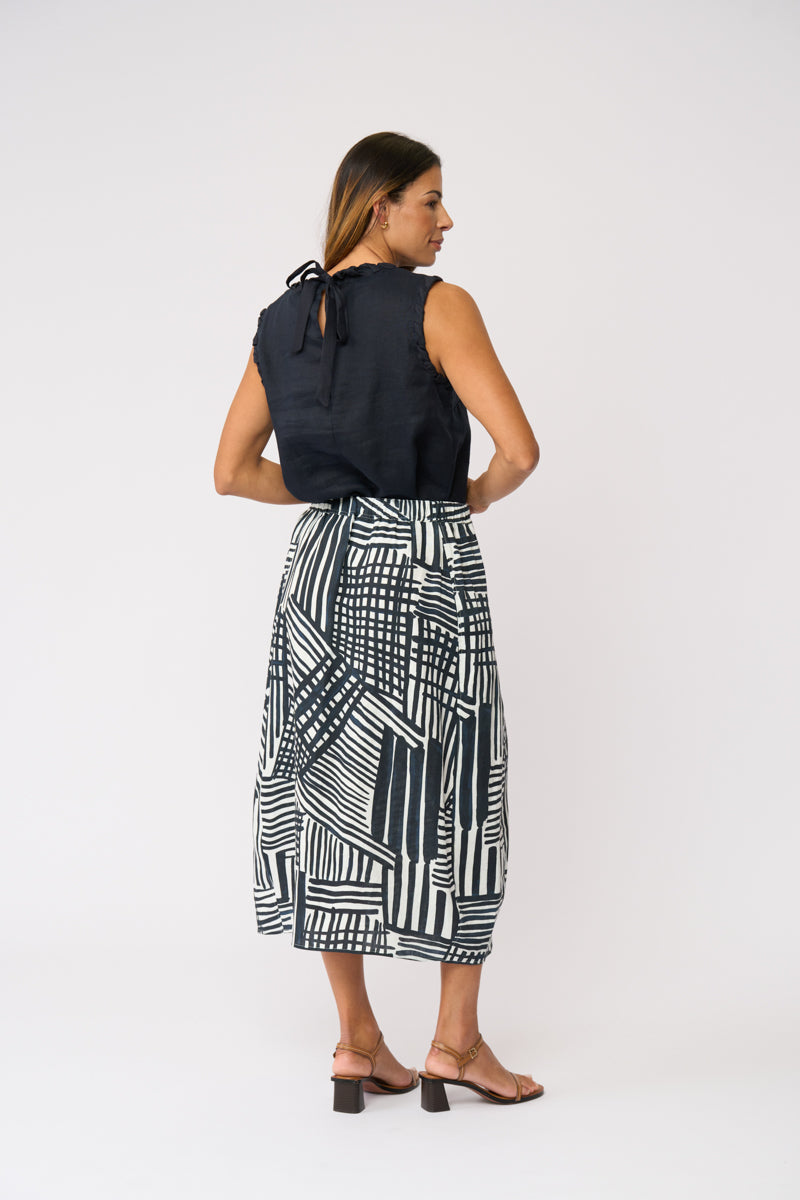 Speaks Volumes Skirt | Outline