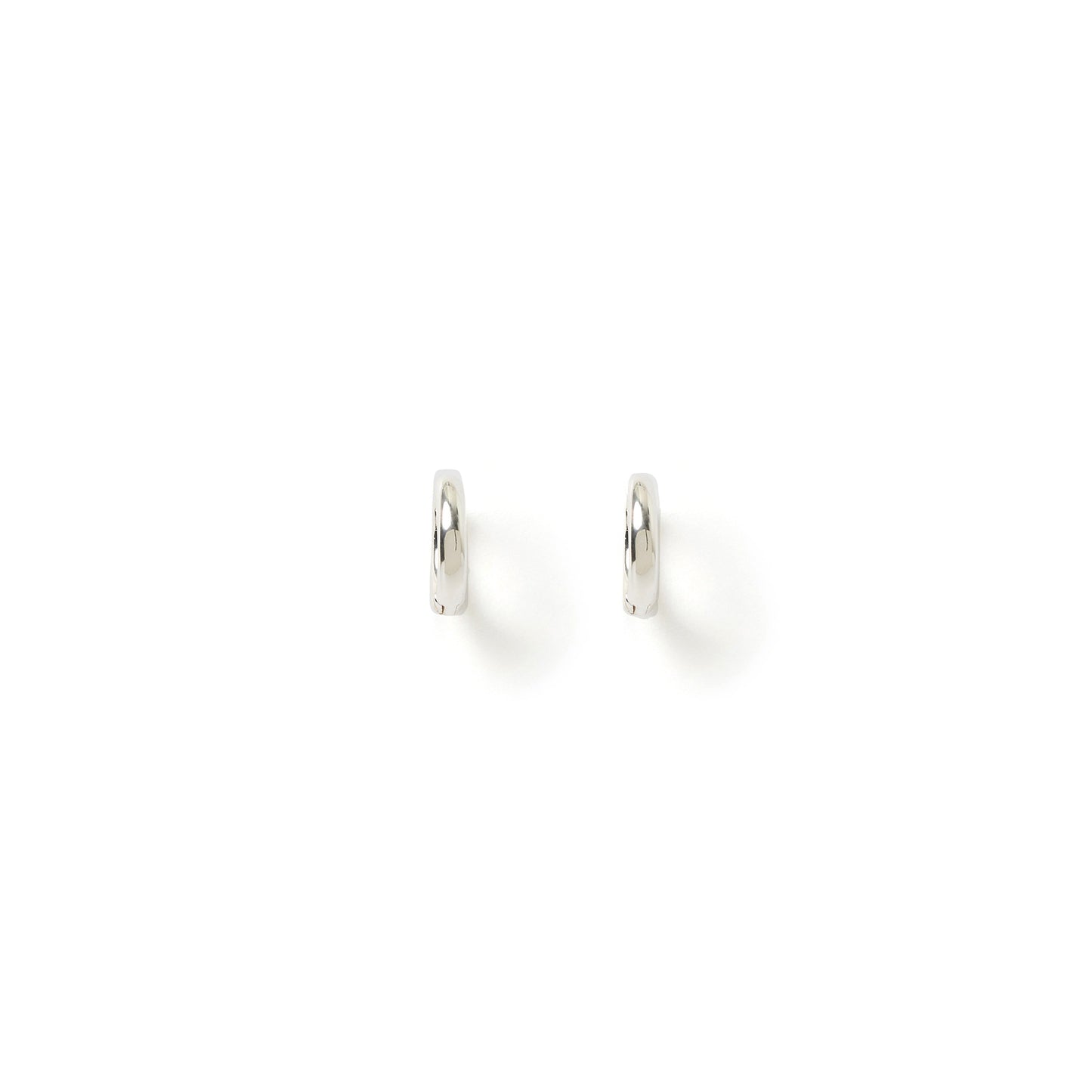 Shia Huggie Earrings | Silver
