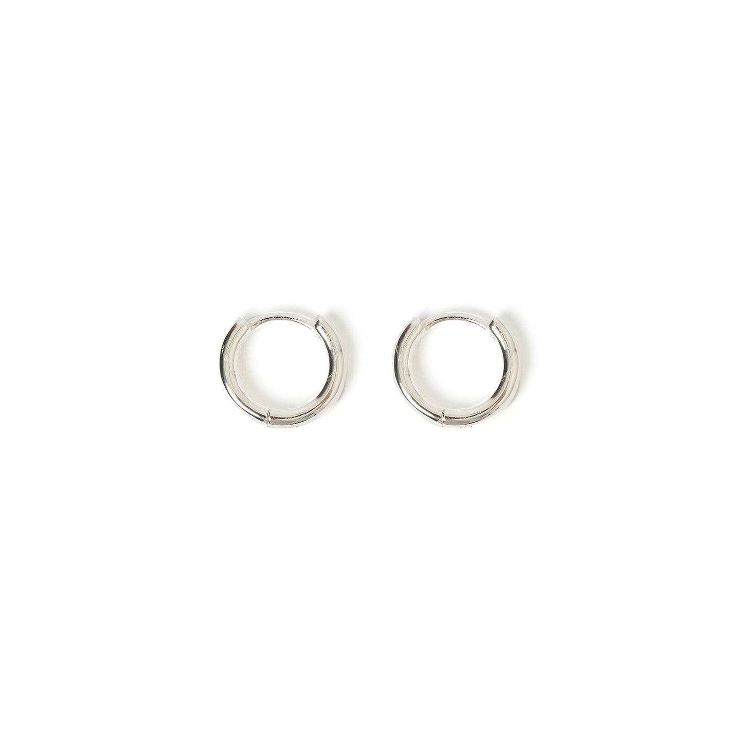 Shia Huggie Earrings | Silver