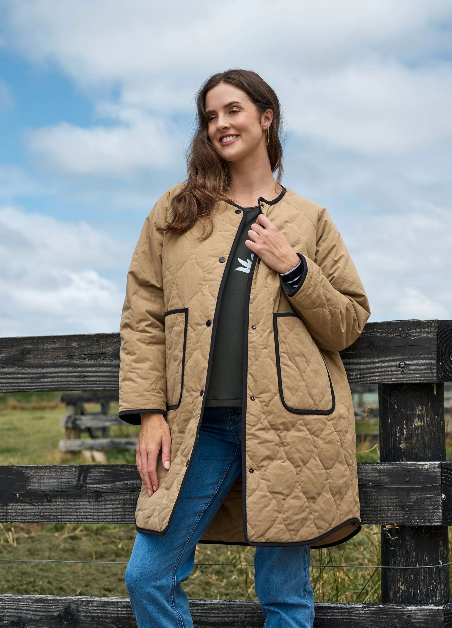 Hidden Talent Reversible Coat | Black + Tan
