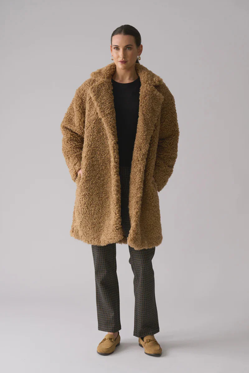 Yogi Coat | Teddy