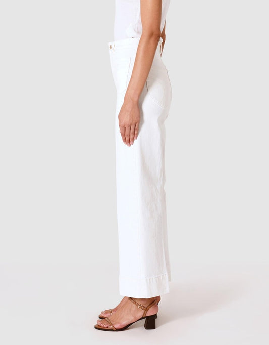 Sailor | White